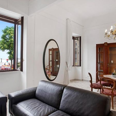 Casa Cinzia Lungomare Exclusive Flat Apartman Bari Kültér fotó