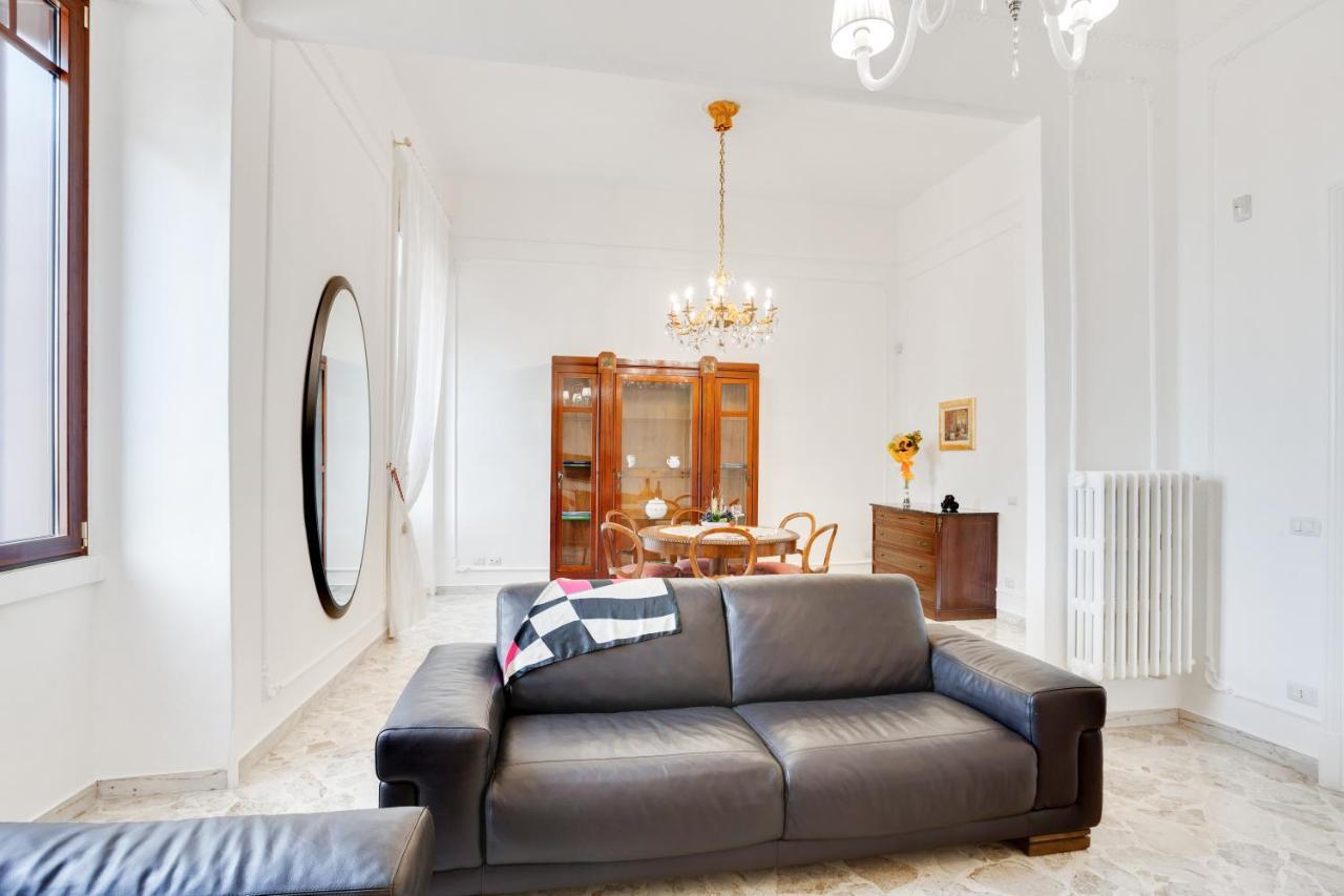 Casa Cinzia Lungomare Exclusive Flat Apartman Bari Kültér fotó